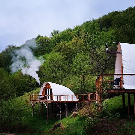 ホテル Sunrise Glamping Retreat Galesu エクステリア 写真