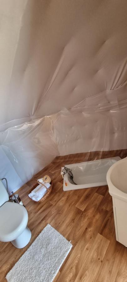 ホテル Sunrise Glamping Retreat Galesu エクステリア 写真