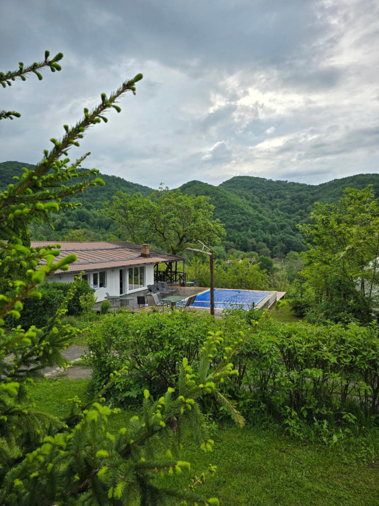 ホテル Sunrise Glamping Retreat Galesu エクステリア 写真