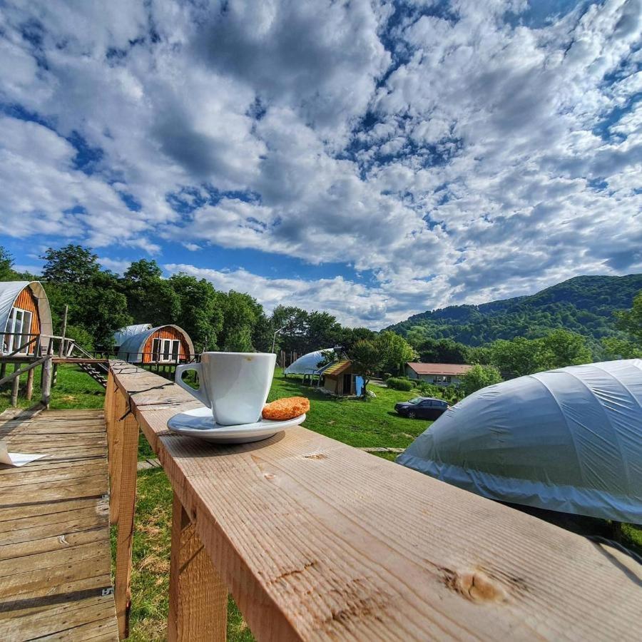 ホテル Sunrise Glamping Retreat Galesu エクステリア 写真