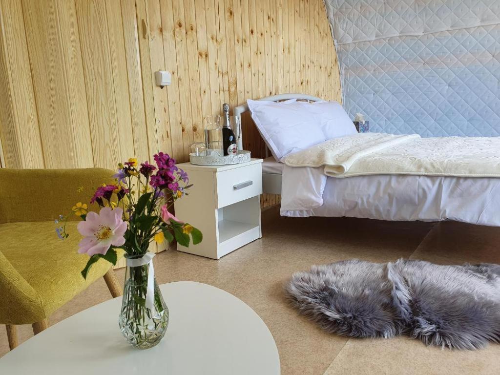 ホテル Sunrise Glamping Retreat Galesu エクステリア 写真