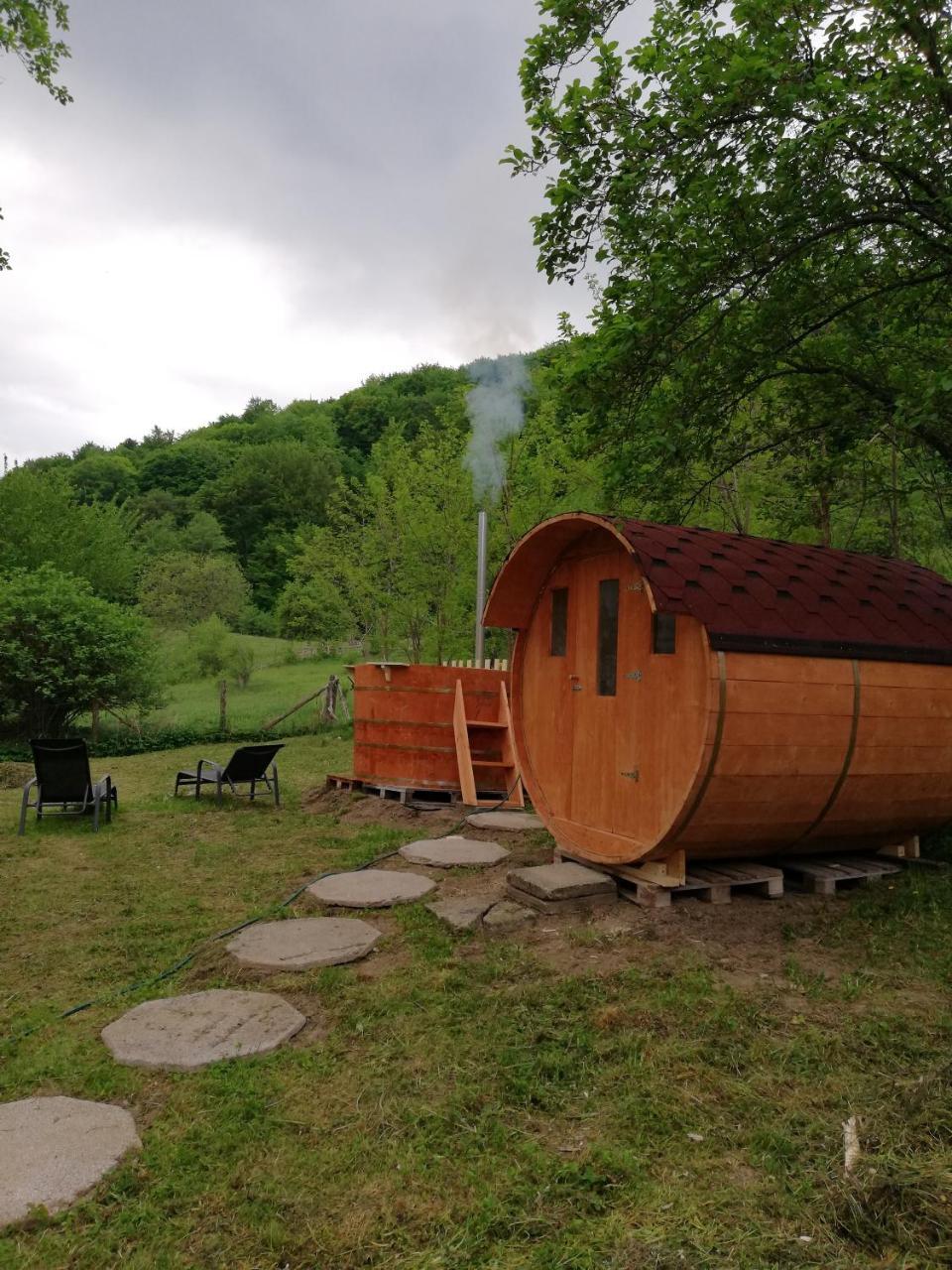 ホテル Sunrise Glamping Retreat Galesu エクステリア 写真